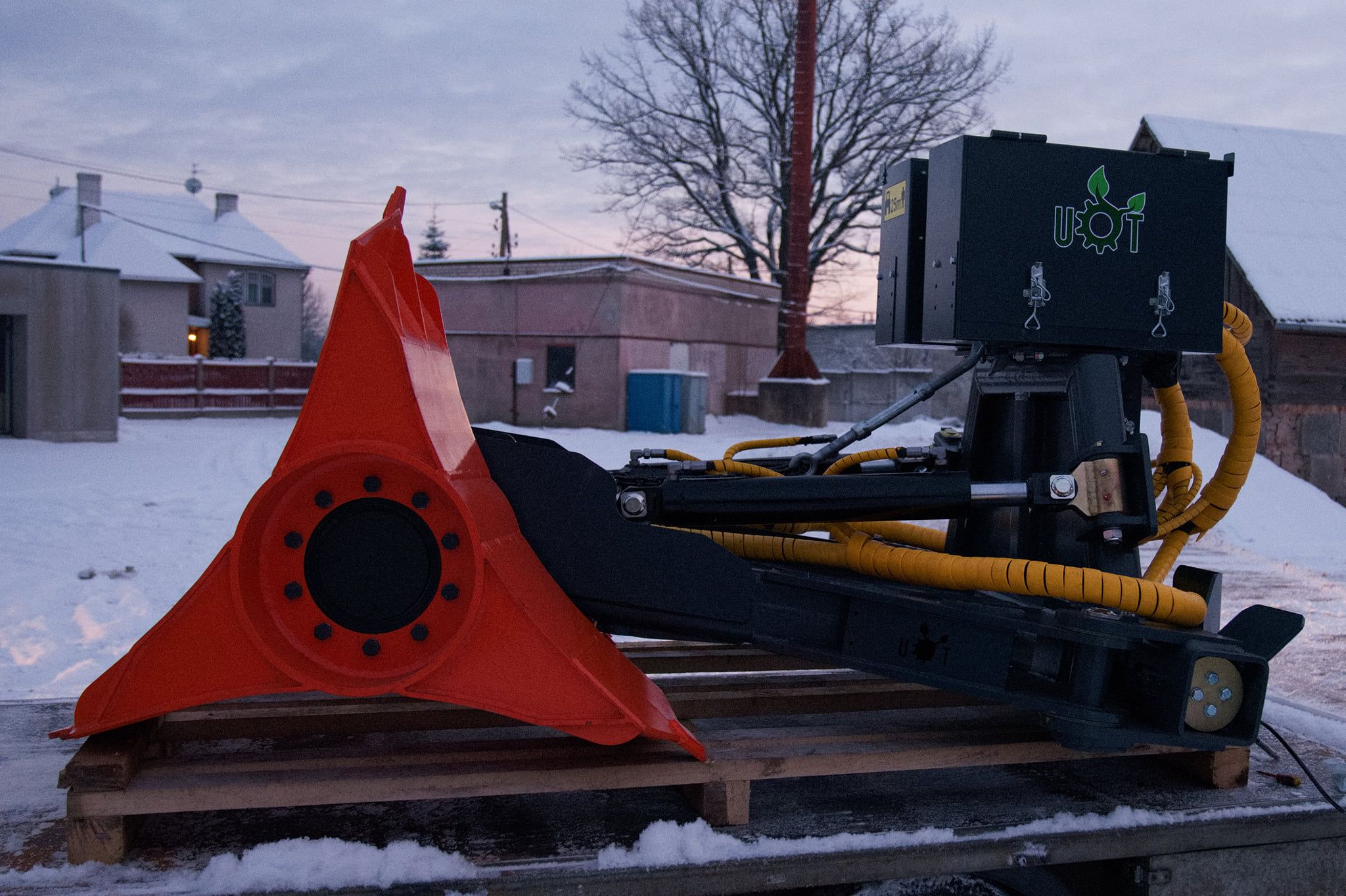 Butteuse hydraulique UOT pour tracteur
